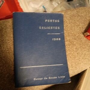 Blue 'Portos Salientes 1968' Book